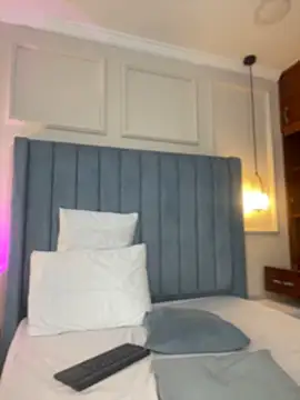 Martina-Roberts online show from March 12, 3:18 pm