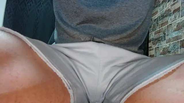 Snapshot of babyrecord1 chatting on February 23, 9:59 pm babyrecord1 online show from February 23, 9:59 pm