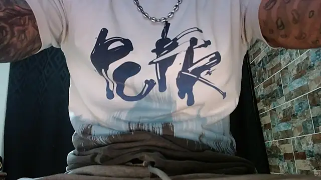 Snapshot of babyrecord1 chatting on February 24, 2:15 pm babyrecord1 online show from February 24, 2:15 pm