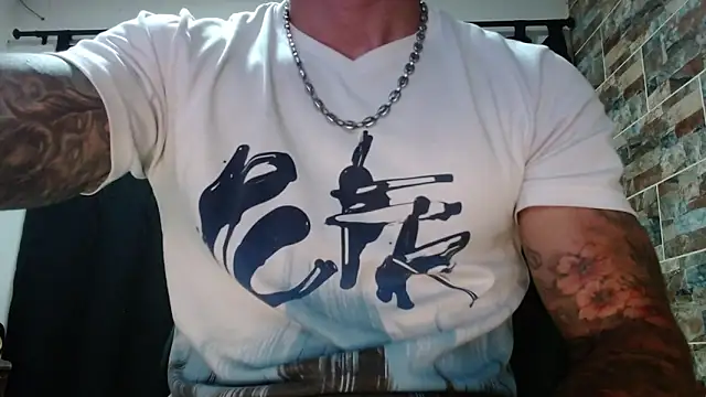 Snapshot of babyrecord1 chatting on March 6, 5:11 pm babyrecord1 online show from March 6, 5:11 pm