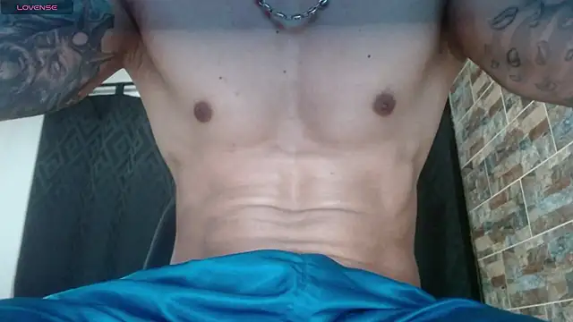 Snapshot of babyrecord1 chatting on December 18, 1:28 pm babyrecord1 online show from December 18, 1:28 pm