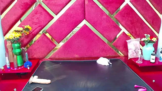 Sweet Annyy online show from March 19, 6:55 pm