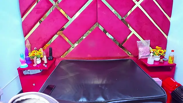 Sweet Annyy online show from December 2, 12:21 pm