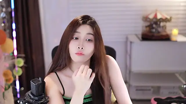 SleepArtist online show from November 16, 3:17 pm