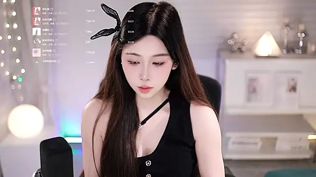 Snapshot of SleepArtist chatting on July 3, 10:32 am SleepArtist online show from July 3, 10:32 am