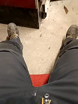 Snapshot of vadszex31 chatting on February 21, 10:28 am vadszex31 online show from February 21, 10:28 am