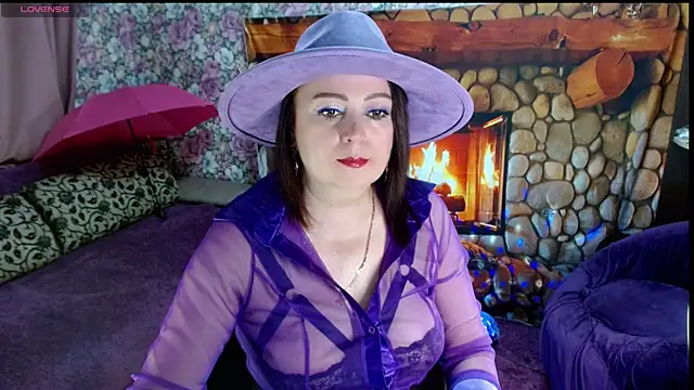 Snapshot of Julia-ru chatting on May 21, 8:49 pm Julia-ru online show from May 21, 8:49 pm