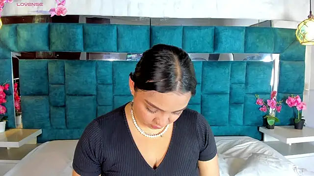Abril Gomez06 online show from June 12, 8:30 pm