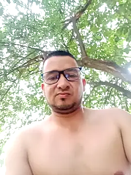 Snapshot of Fabi_1986 chatting on July 11, 10:33 pm Fabi 1986 online show from July 11, 10:33 pm