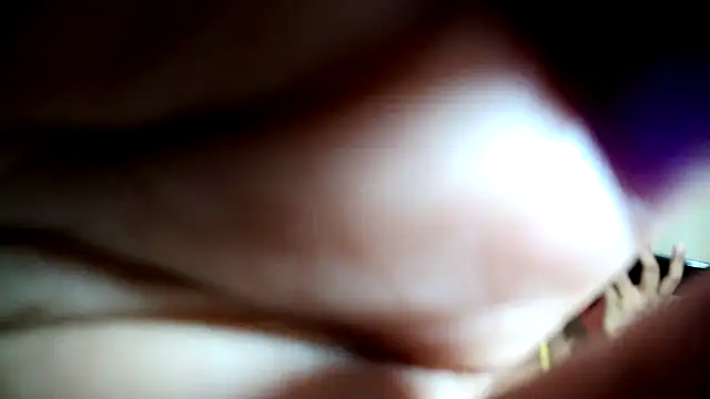 Snapshot of Indian_Lola00 chatting on February 8, 8:53 pm Indian Lola00 online show from February 8, 8:53 pm