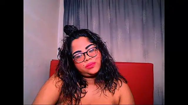 Snapshot of Indian_Lola00 chatting on October 11, 6:28 pm Indian Lola00 online show from October 11, 6:28 pm
