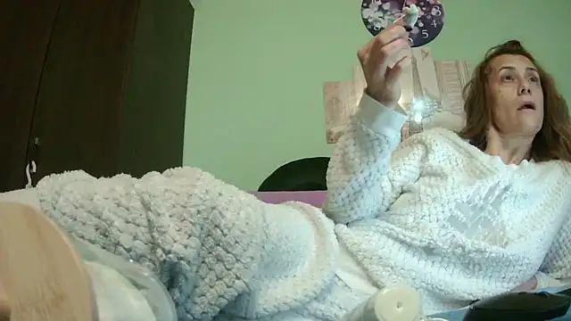 Snapshot of SexyGioconda chatting on May 18, 8:20 am SexyGioconda online show from May 18, 8:20 am