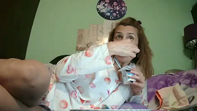 Snapshot of SexyGioconda chatting on May 18, 8:25 pm SexyGioconda online show from May 18, 8:25 pm
