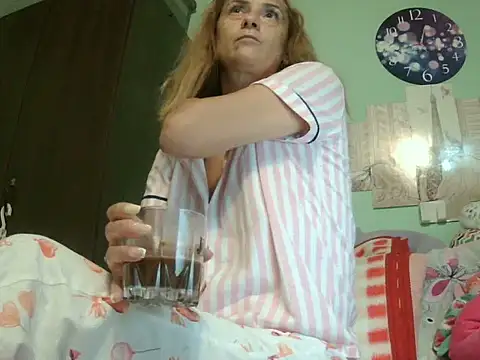 Snapshot of SexyGioconda chatting on July 22, 9:12 am SexyGioconda online show from July 22, 9:12 am