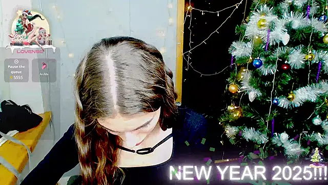 EmmyGreans online show from December 30, 3:46 pm