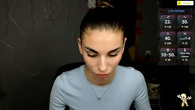 EmmyGreans online show from December 2, 12:32 pm