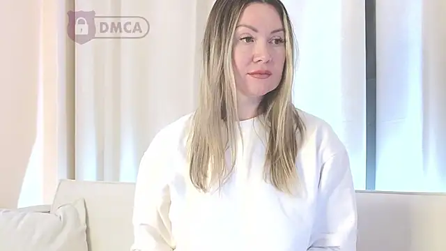 ElleCherry online show from March 7, 9:59 pm