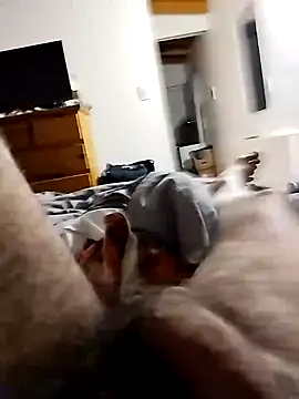 Snapshot of leon3875 chatting on December 15, 5:13 am leon3875 online show from December 15, 5:13 am