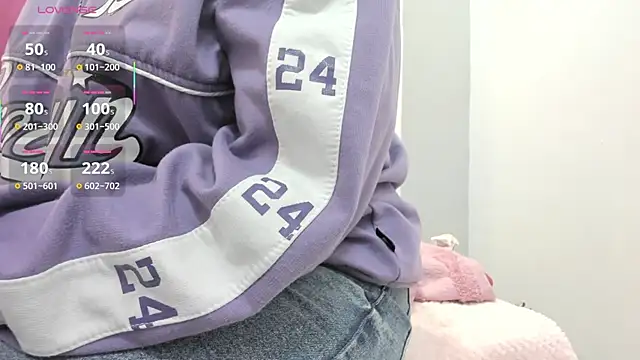 Emasanders online show from January 17, 7:49 pm