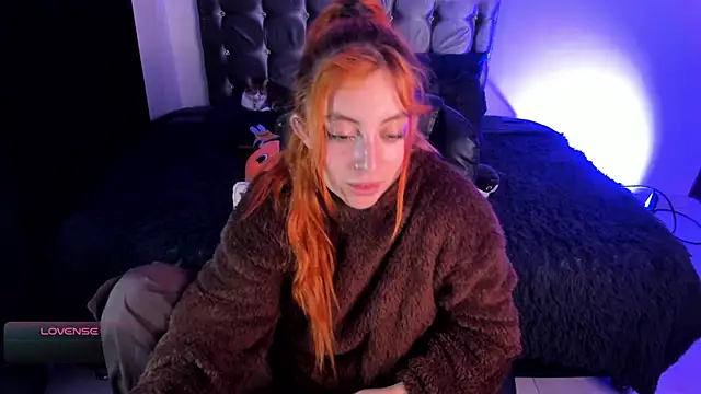 Violetaarey online show from February 18, 4:41 am