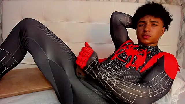 MagnusKing  online show from February 7, 2:19 am