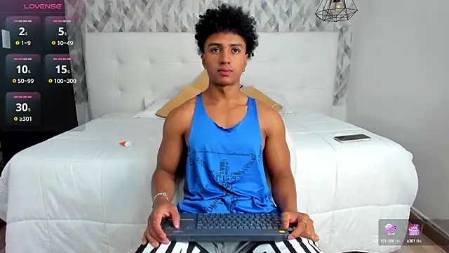 MagnusKing  online show from March 11, 11:55 am