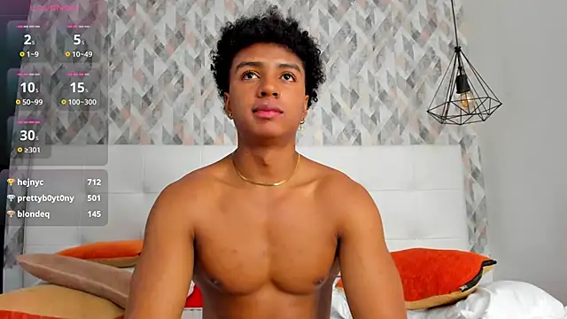 MagnusKing  online show from March 16, 3:17 pm