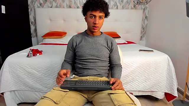 MagnusKing  online show from March 19, 11:50 am