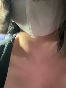 May-Squirt online show from March 4, 5:32 am