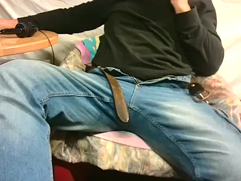 Giulio35 Pika online show from November 4, 4:06 pm