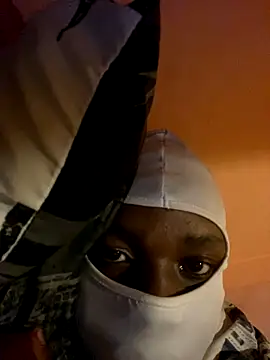 Snapshot of unknownpstar chatting on October 30, 9:48 pm unknownpstar online show from October 30, 9:48 pm