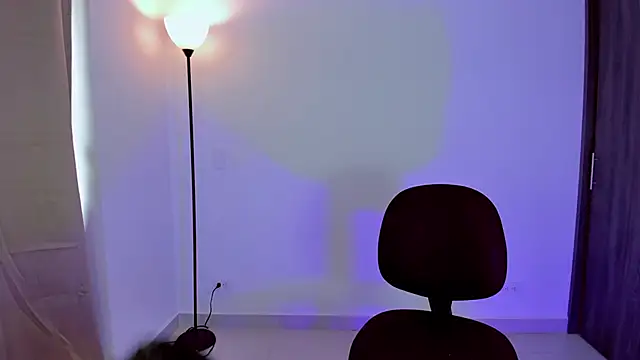 Lilabril online show from January 27, 2:02 pm