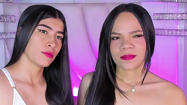 siara and zoe online show from April 25, 11:35 pm