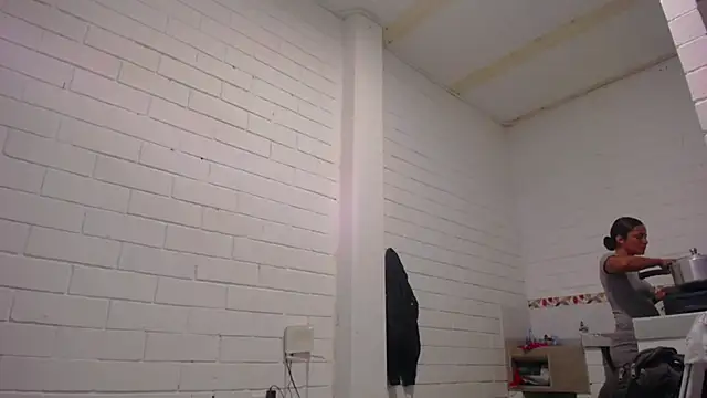 GiveLove1 online show from February 26, 10:42 pm