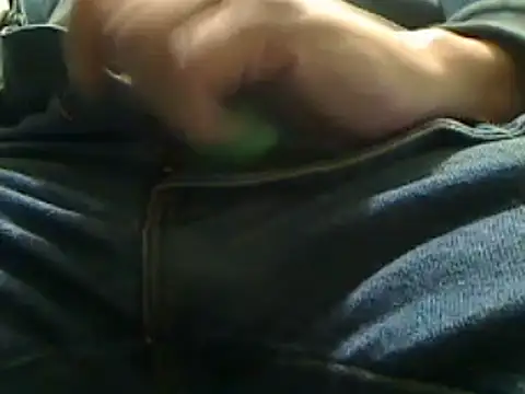 Snapshot of markluvskitty chatting on December 26, 2:05 pm markluvskitty online show from December 26, 2:05 pm