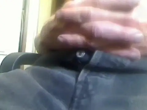 Snapshot of markluvskitty chatting on March 5, 8:42 pm markluvskitty online show from March 5, 8:42 pm