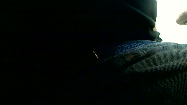 Snapshot of markluvskitty chatting on October 6, 12:24 pm markluvskitty online show from October 6, 12:24 pm