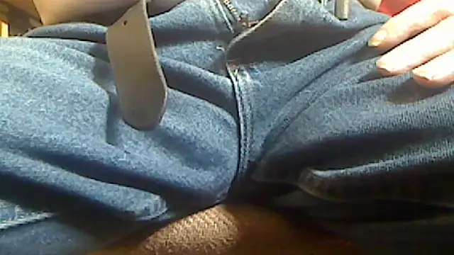 markluvskitty online show from July 28, 12:48 pm