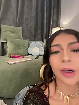 Snapshot of CHERRYY_BOMB_ chatting on June 28, 6:36 pm CHERRYY BOMB online show from June 28, 6:36 pm