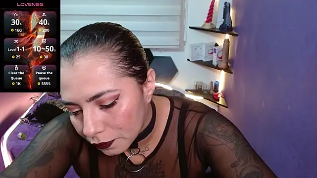 Snapshot of Alexa_Slavehot777 chatting on October 8, 11:46 pm Alexa Slavehot777 online show from October 8, 11:46 pm