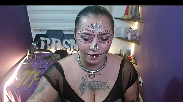 Snapshot of Alexa_Slavehot777 chatting on October 26, 12:38 am Alexa Slavehot777 online show from October 26, 12:38 am