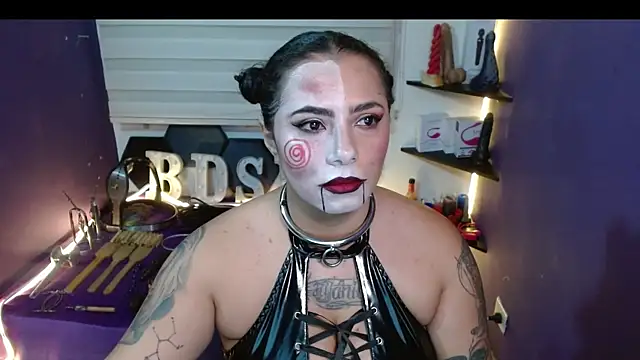 Snapshot of Alexa_Slavehot777 chatting on October 29, 1:41 am Alexa Slavehot777 online show from October 29, 1:41 am