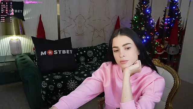 Snapshot of Tina_Breeze chatting on December 20, 10:49 am Tina Breeze online show from December 20, 10:49 am