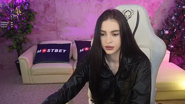 Snapshot of Tina_Breeze chatting on December 29, 6:16 pm Tina Breeze online show from December 29, 6:16 pm