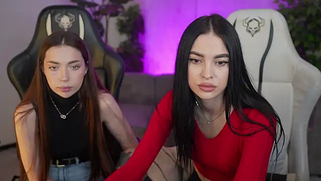 Snapshot of Tina_Breeze chatting on October 6, 6:55 am Tina Breeze online show from October 6, 6:55 am