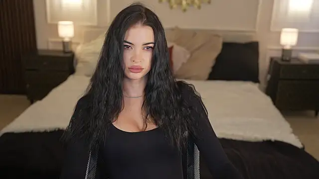 Tina Breeze online show from July 9, 7:01 am