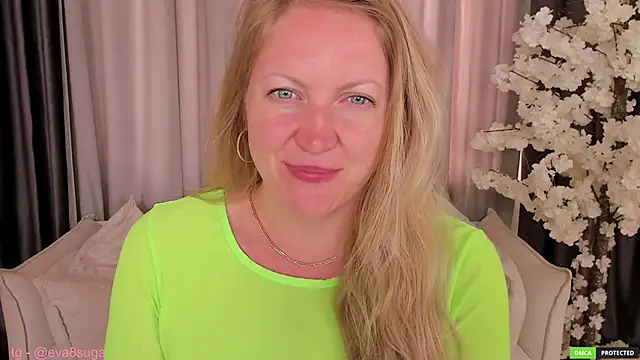 Snapshot of sugamomy chatting on February 28, 3:37 am sugamomy online show from February 28, 3:37 am