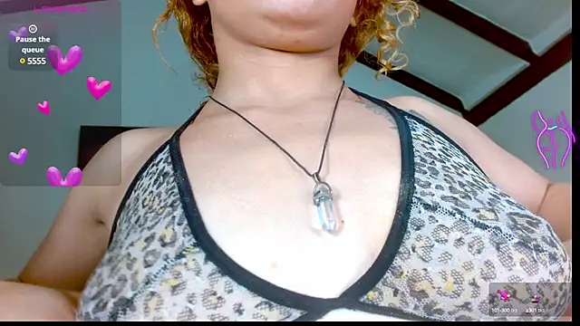 Snapshot of Eva_Hoot chatting on March 10, 1:32 pm Eva Hoot online show from March 10, 1:32 pm