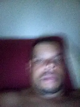 Snapshot of Widson321 chatting on November 30, 1:42 am Widson321 online show from November 30, 1:42 am