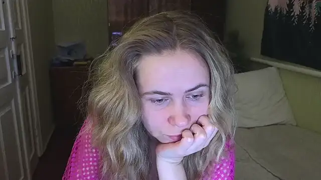 Riley Roo online show from January 20, 5:27 pm